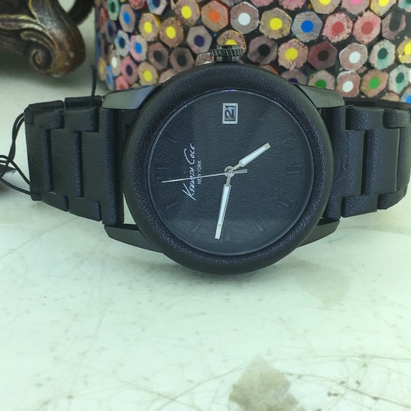 Kenneth Cole Ladies Black Leather Covered Watch